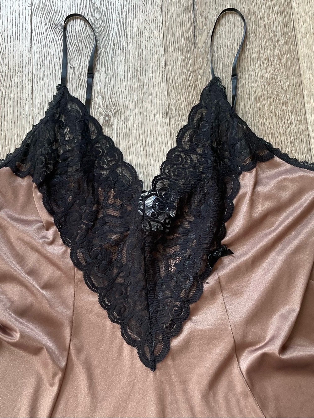UndercoverWear Satin Lace-Trim Chemise in Rose Brown Size 1X - Picture 3 of 7